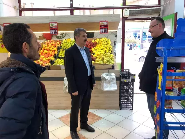 Başkan Altınsoy esnaflarla görüşüyor