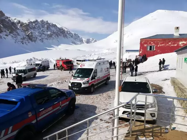 Son Dakika | Maden ocağında göçük altında kalan 2 işçiden biri hayatını kaybetti - Vali Günaydın