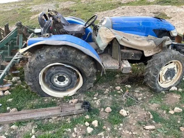 Son dakika haberleri: Şanlıurfa'da traktör devrildi: 1 ölü, 1 yaralı