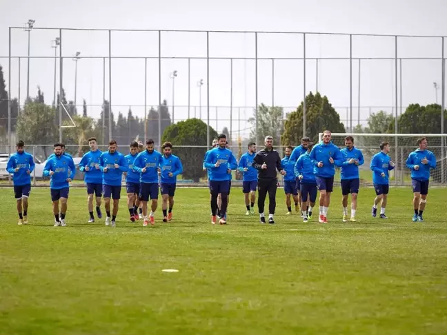 Bucaspor 1928'de 5 futbolcu kadro dışı
