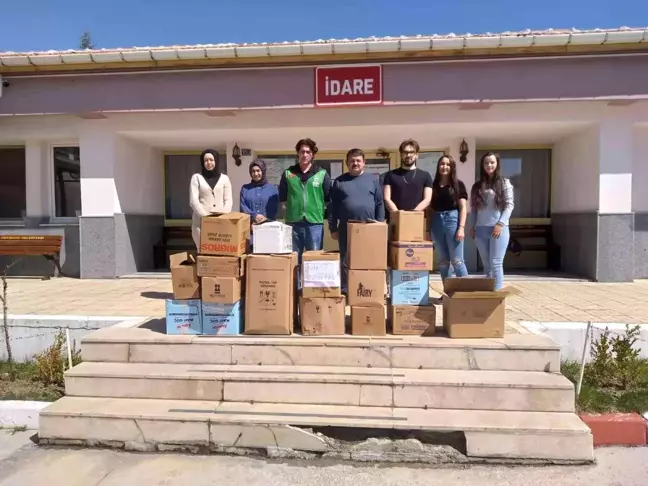 Beyşehir'de üniversiteli öğrencilerden ihtiyaç sahiplerine anlamlı yardım