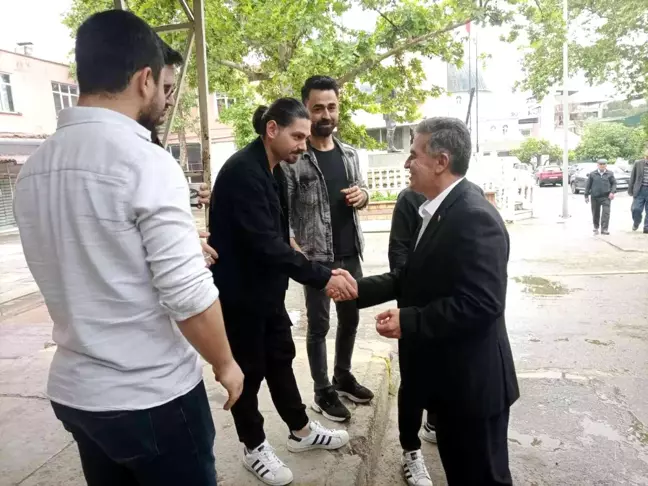 Başkan Erol, vatandaşlarla bayramlaştı