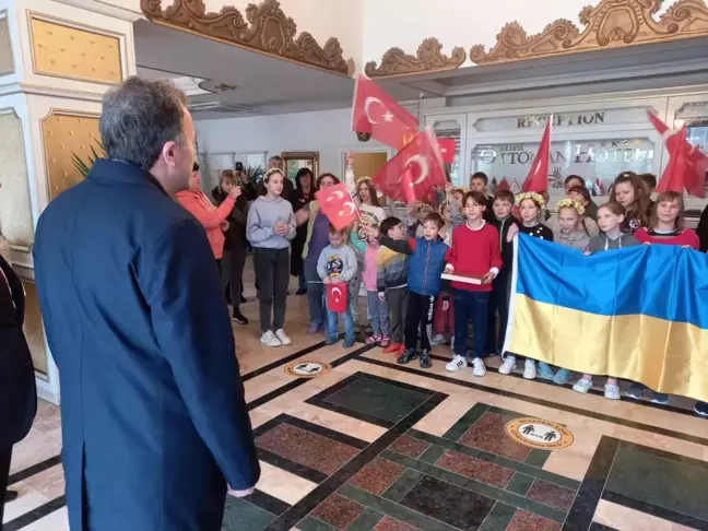 Aile ve Sosyal Hizmetler Bakan Yardımcısı Duran'dan Ukraynalı yetim çocuklara ziyaret
