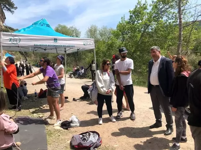 Kepsut'ta kaya tırmanışı şenliği sona erdi