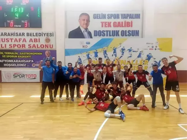 Fırat Üniversitesi voleybolda Süper Lig'e çıktı