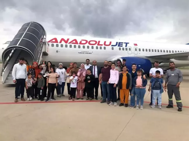 Cizre'de engelli çocuklar havalimanını gezdi