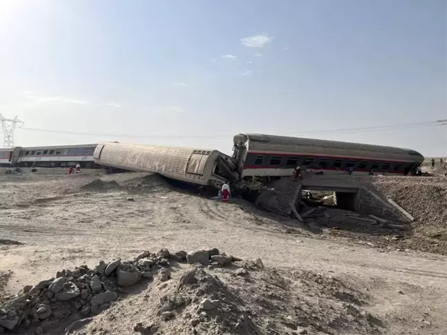 İran'daki tren kazası ile ilgili 6 kişi tutuklandı