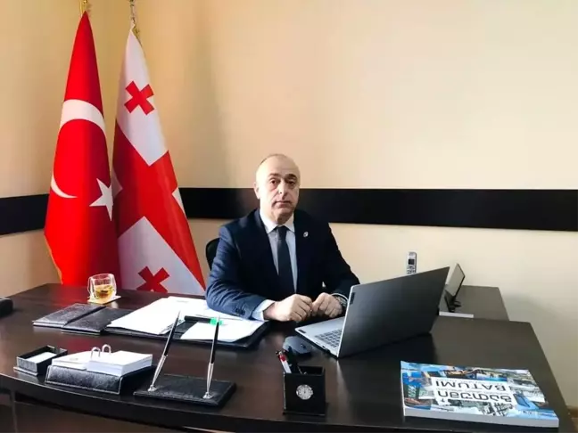 Gürcistan'a girişte aşı pasaportu ve test belgesi kaldırıldı