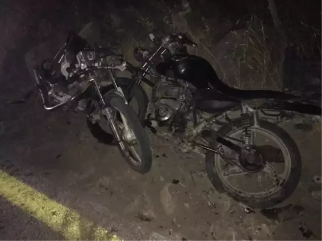 Son dakika: Çanakkale'de motosikletler çarpıştı: 1 ölü, 1 yaralı