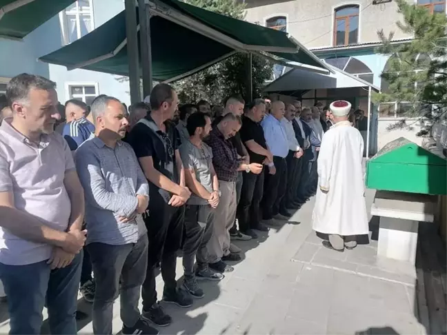 Belediye Başkan Yardımcısı Türkmenli'nin acı günü