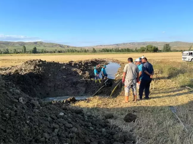 Sungurlu'da arıza giderildi ilçeye yeniden su verildi