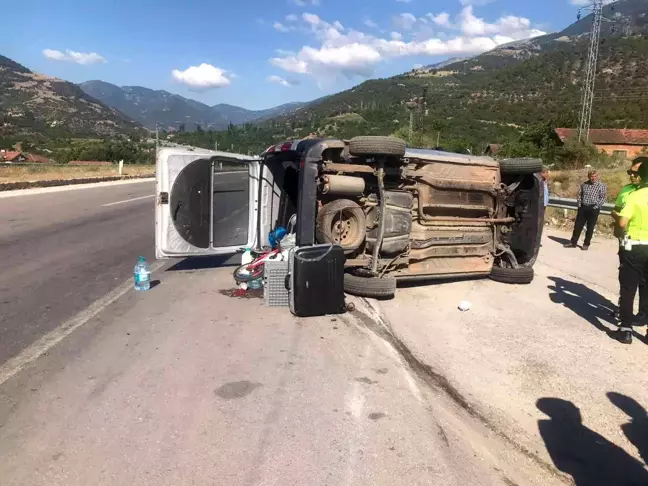 Son Dakika | Amasya'da araç devrildi: Aynı aileden 1 ölü, 4 yaralı