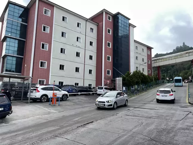 Son dakika haber | Rize'de onkoloji merkezinde çıkan yangın söndürüldü