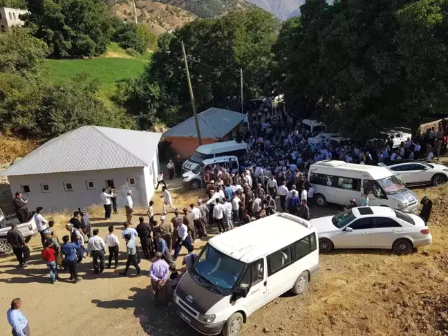 Hakkari haberi | Iraklılardan Seyyid Taha-i Hakkari Hazretlerinin türbesine yoğun ilgi