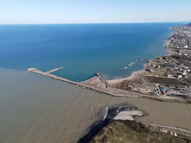 Ordu İdare Mahkemesi, Melet Irmağı'na Yapılan Balıkçı Barınağı İçin Yürütmeyi Durdurma Kararı Verdi