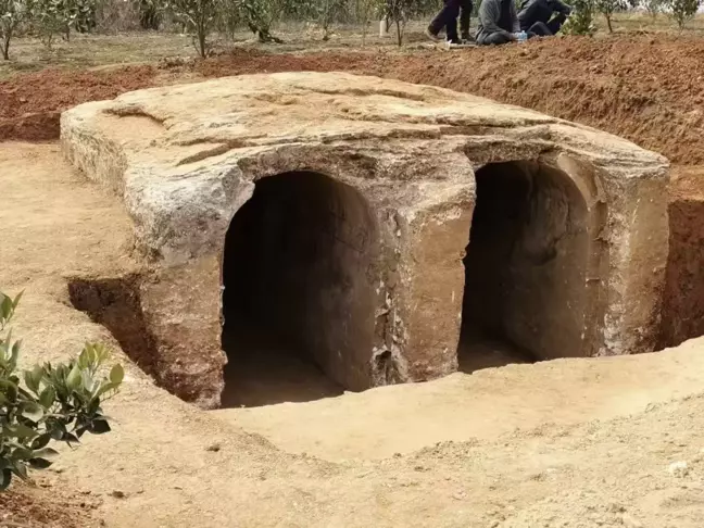 Çin'de Ming Hanedanlığı'na Ait Bir Mezar Duvarı Bulundu