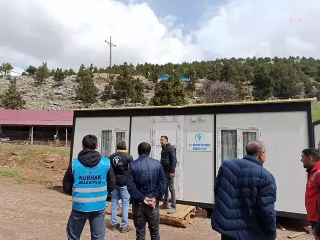 Merkezefendi Belediyesi'nin Deprem Bölgesine Desteği Sürüyor