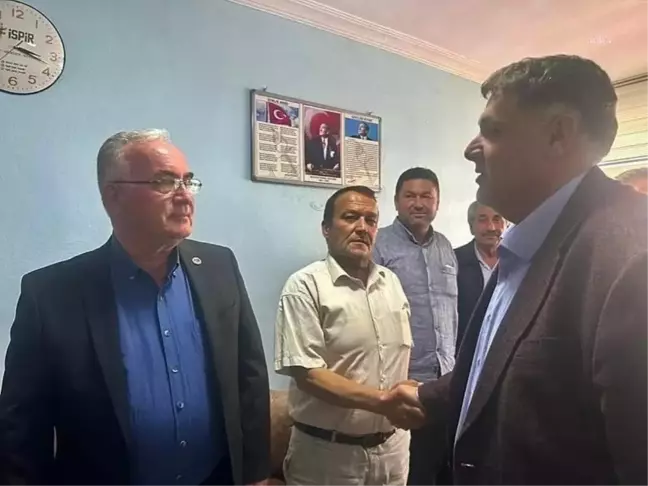 Menderes Belediye Başkanvekili Özkan, Deprem Bölgesindeki Vatandaşları Ziyaret Etti
