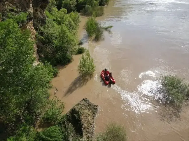 Tunceli'de kayıp 3 kişi için arama çalışmaları 9. gününde devam ediyor