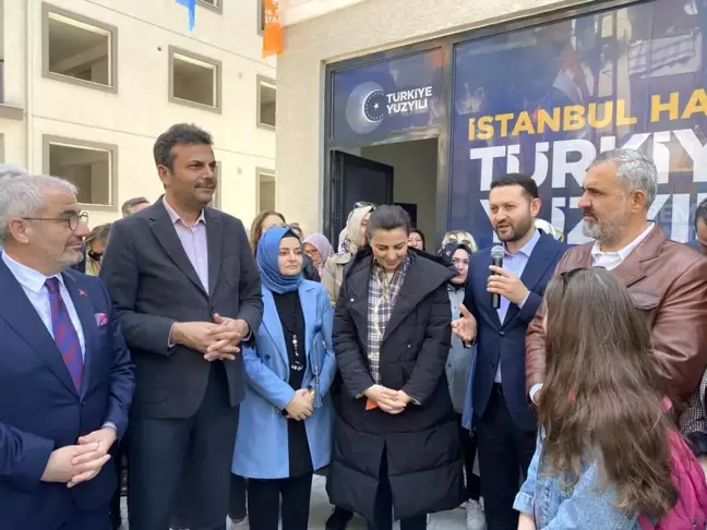 AK Parti İstanbul milletvekili adayları Durgut ve Aydın, Maltepe'de Cevizli İrtibat Bürosu açılışına katıldı