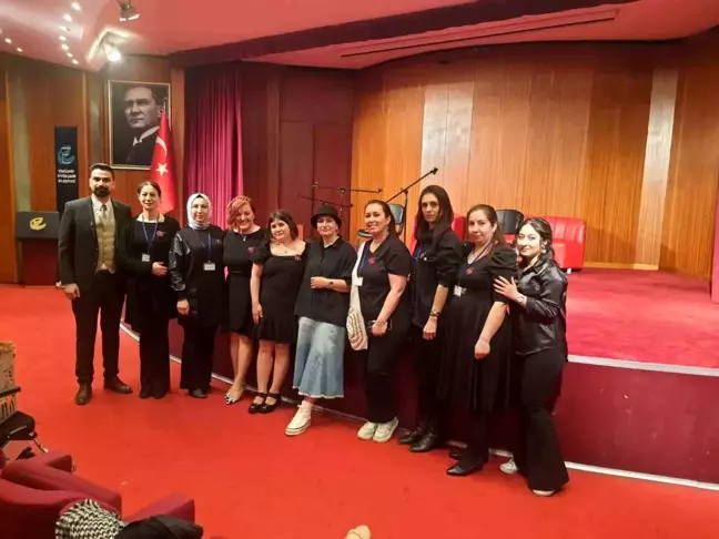 Eskişehir'de 'depremzede çocuklar' yararına hazırlanan program ilgi gördü