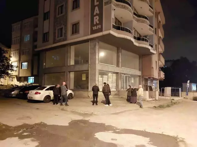 Ereğli'de iskan sorunu nedeniyle bir apartmanın elektriği kesildi
