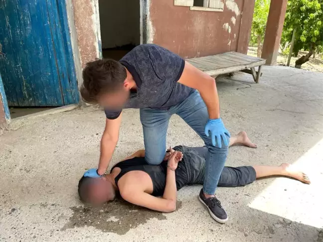 Adana'da 205 litre sıvı metamfetamin ele geçirildi, 4 zanlı tutuklandı
