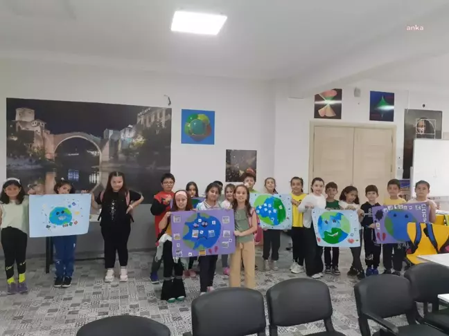 Bilecik Belediyesi Bien Seramik Bilgi Evi'nde çocuklar çevre bilinci kazanıyor
