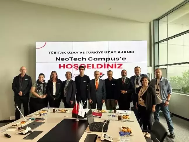 Türk Uzay Yolcuları İstanbul Nişantaşı Üniversitesi'ni Ziyaret Etti