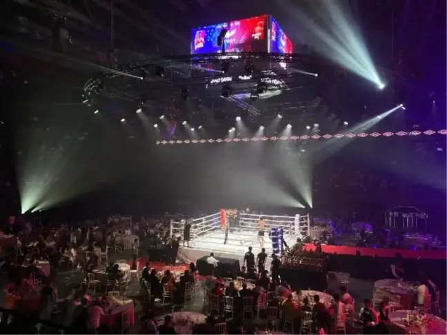 Loca Fight Club Kick Boks Turnuvası depremzedeler için düzenlendi