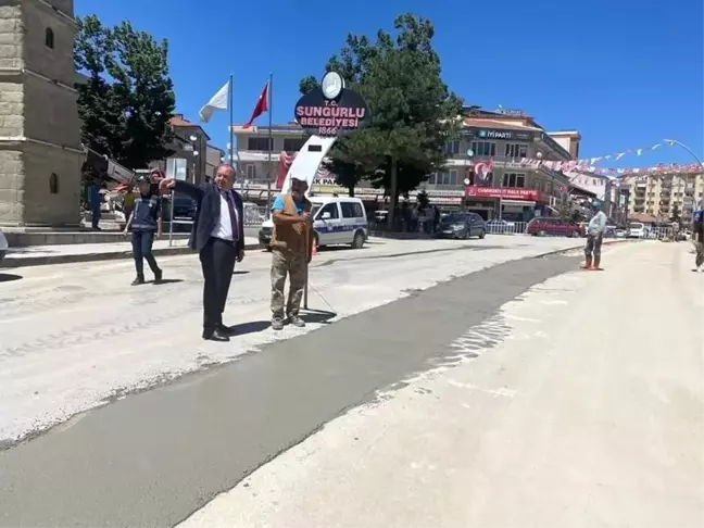 Sungurlu Belediye Başkanı Yol Onarım Çalışmalarını İnceledi