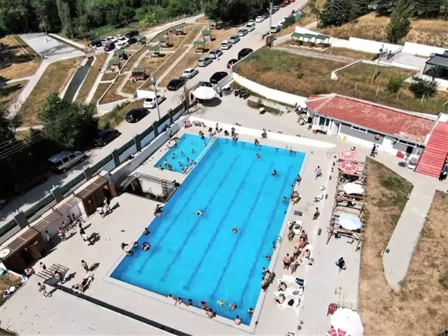 Eskişehir İnönü İlçesinde Bulunan Havuzlar Tatilcilerin Akınına Uğruyor