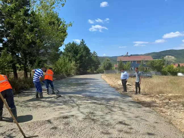Demirköy'de yol yapım çalışması sürüyor