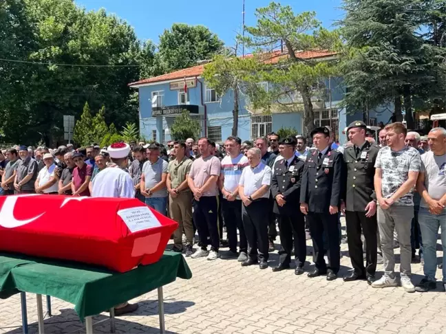 Emekli Jandarma Astsubay Kıdemli Başçavuş Ramazan Ersöz Toprağa Verildi