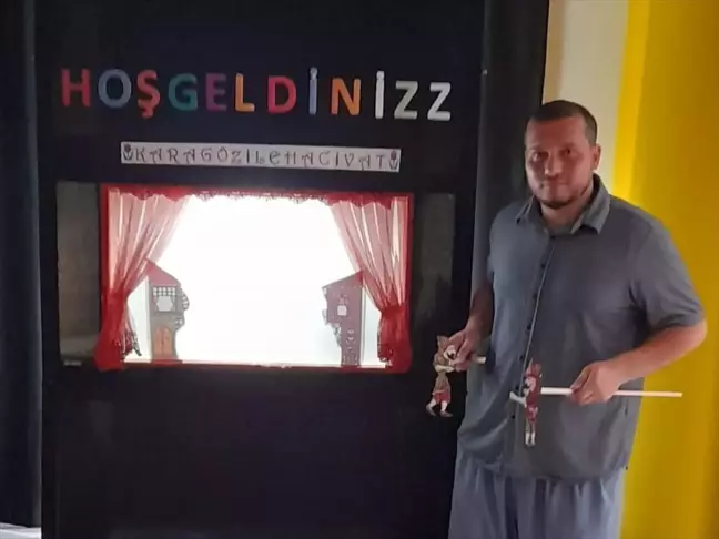 Sinop Ayancık'ta Yaz Kur'an Kurslarına Hacivat ve Karagöz Gösterisi