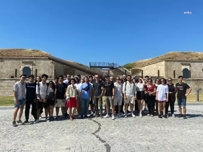 AIESEC ve Odunpazarı Belediyesi Gençlik Merkezleri Çanakkale'ye Gezi Düzenledi