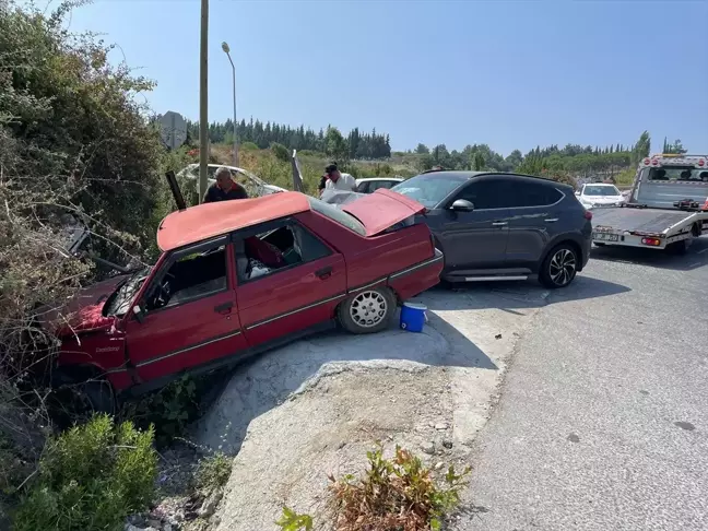 Söke'de Otomobil Çarpışması: 5 Yaralı