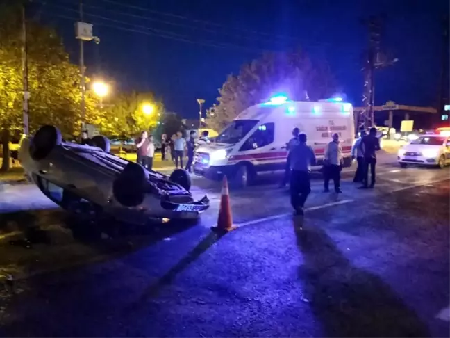 Gaziantep'te Sürücü Köpeğe Çarpmamak İçin Takla Attı