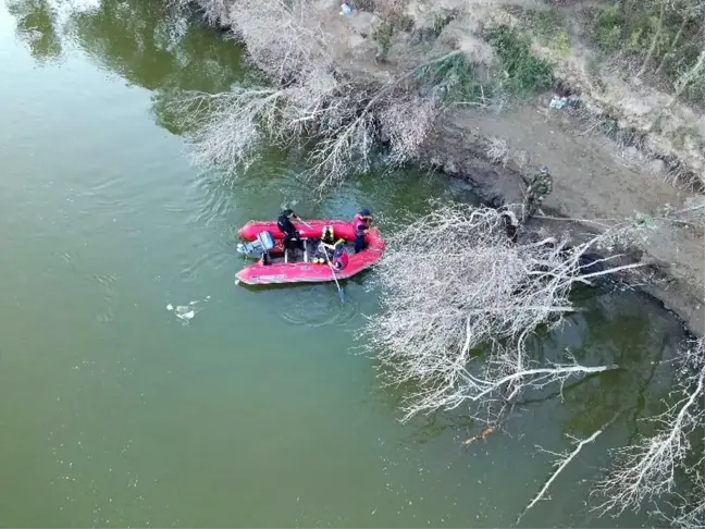 Kazakistan'da Seyhun Nehri'nde 9 kişi boğuldu, 2 çocuk kayıp