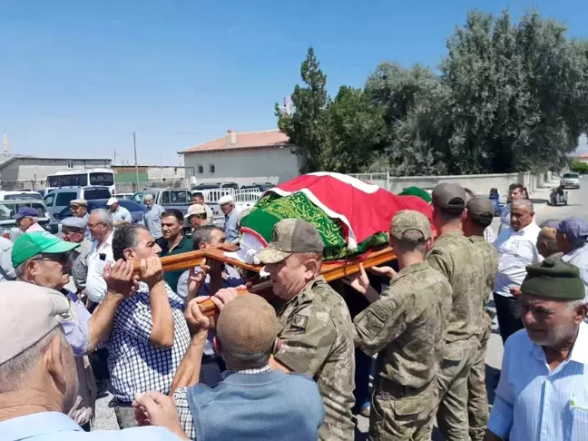 Kıbrıs gazisi Yaşar Orman son yolculuğuna uğurlandı