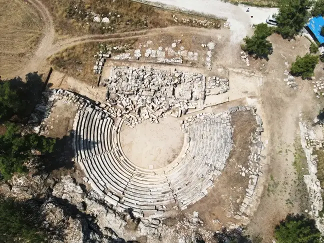 Muğla'da Hyllarima Antik Kenti'nde deprem izleri bulundu