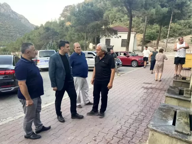 Bilecik Valisi Şefik Aygöl, Osmaneli'nde şifalı suları denedi