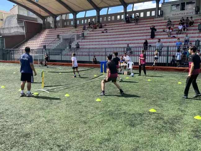 Fatih Belediyesi Ayak Tenisi Turnuvası 3. Kez Düzenlendi
