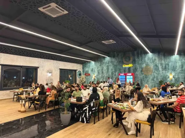 Cihangir Kebap'ta 'Sıra Gecesi' düzenlendi