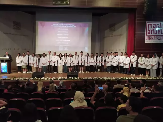 Mardin Artuklu Üniversitesi Tıp Fakültesi'nde Beyaz Önlük Töreni