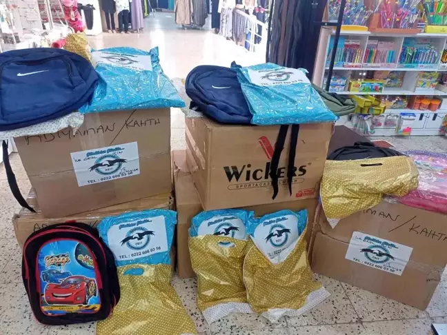 Havacılar Derneği, depremden etkilenen çocuklara kırtasiye yardımı yaptı