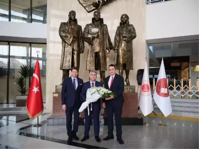 HSK Genel Sekreter Yardımcılığı'na atanan Cem Karaca'ya veda töreni düzenlendi
