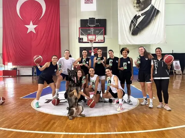 'En İyi Narkotik Polisi Anne' tanıtımına kadın basketbolculardan destek