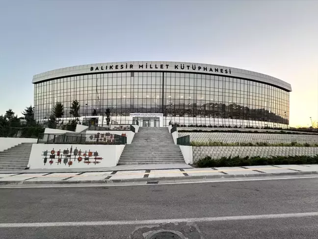 Yeni nesil kütüphaneciliğin ilk örneklerinden: BMK Ahmet Kot Kitaplığı
