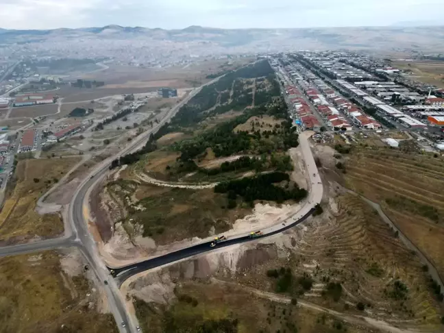 Çorum Belediyesi, sanayi sitesine yeni bir bağlantı yolu kazandırdı